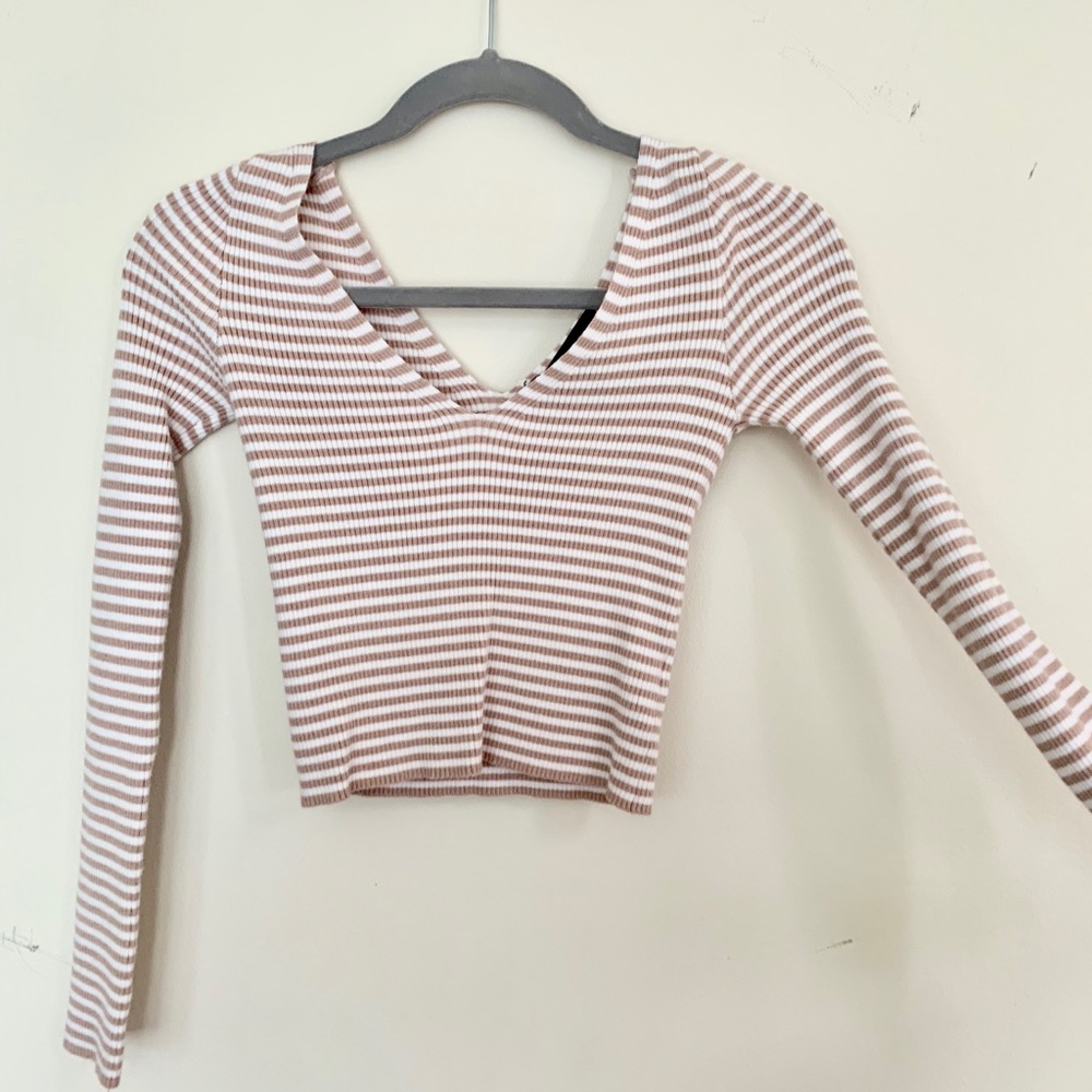 Long sleeve stripped cropped sweater